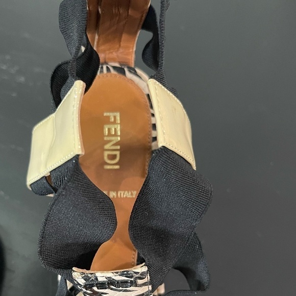Fendi Carioca Zebra Printed Leather Wedge Sandals - Picture 11 of 12